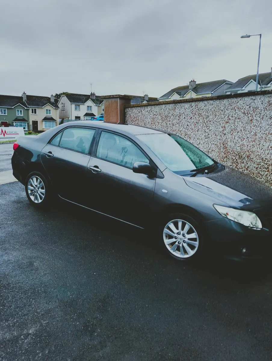 Toyota Corolla 2010 - Image 4