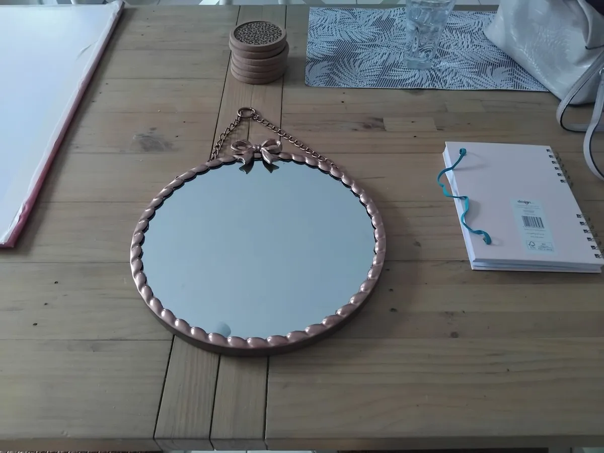 Mirror - Image 2