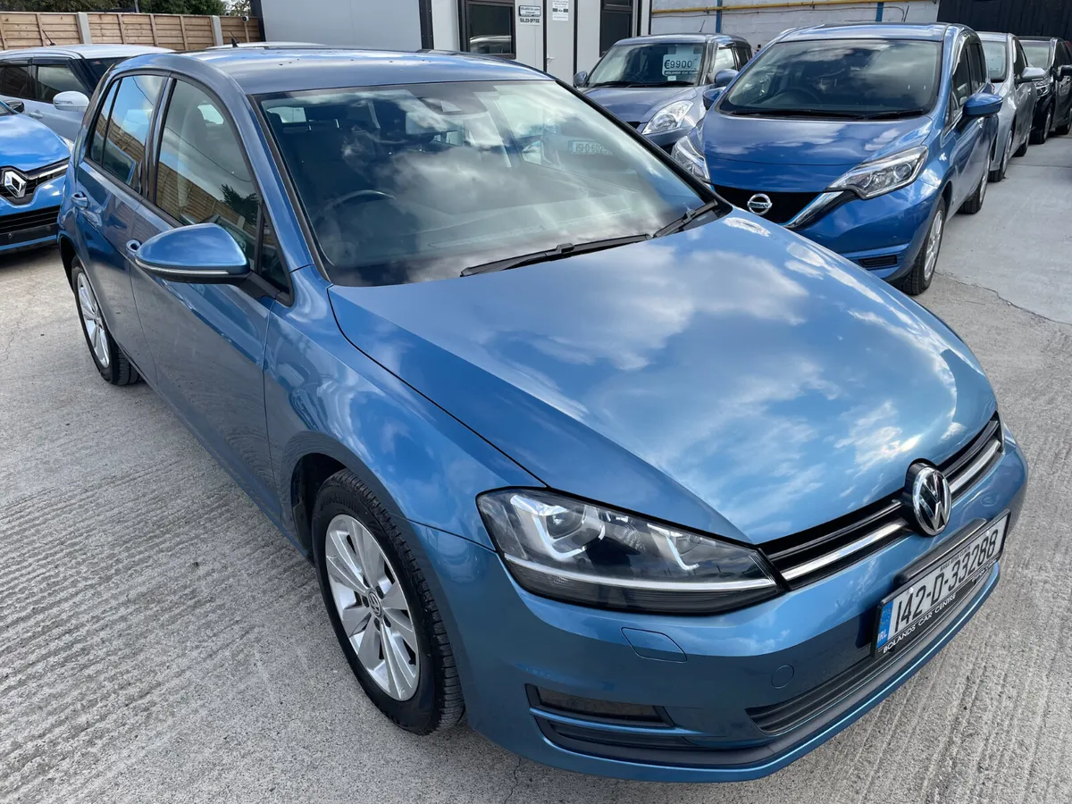 142 Volkswagen Golf 1.2 TSI Automatic 5dr Model - Image 2