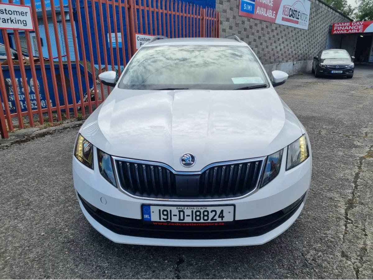 Skoda Octavia AMBITION 1.6 TDI 115HP 4DR (NCT 02-2 - Image 2