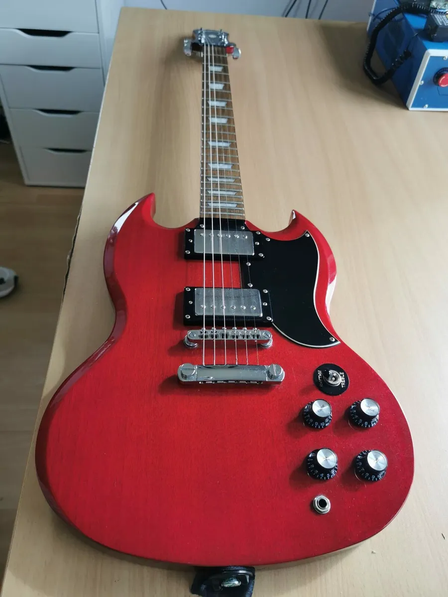 Epiphone SG - Image 1