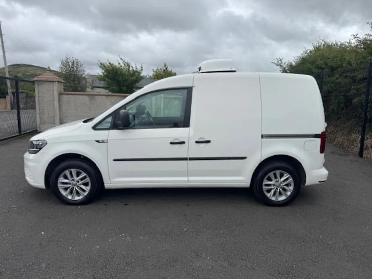 Volkswagen Caddy 2.0 TDI Fridge Van - Image 4