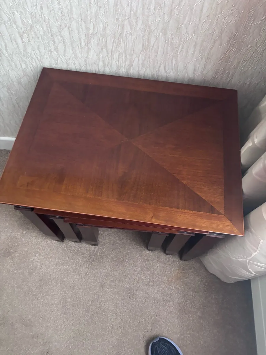 Nest of three tables - Image 2