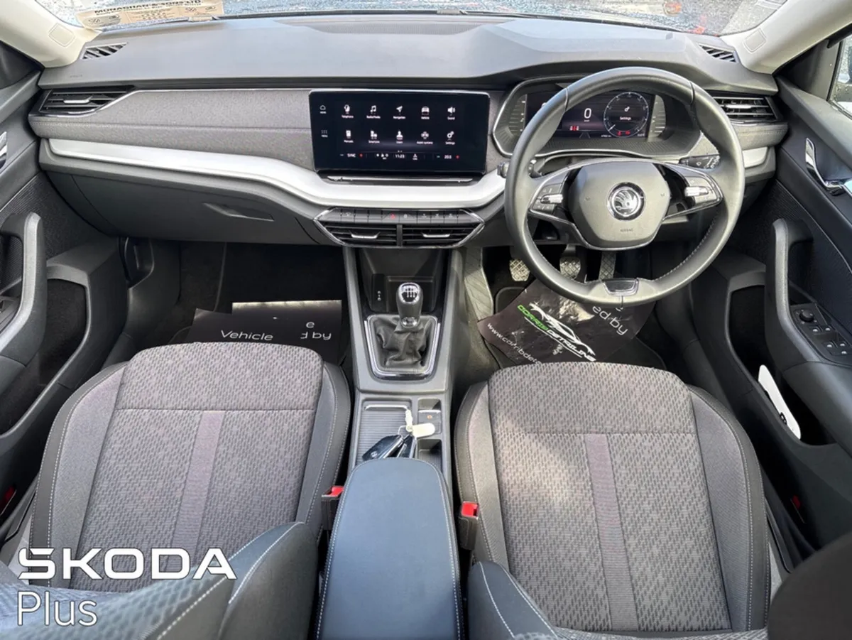 Skoda Octavia STYLE 2.0 TDI 115HP 5DR - Image 2