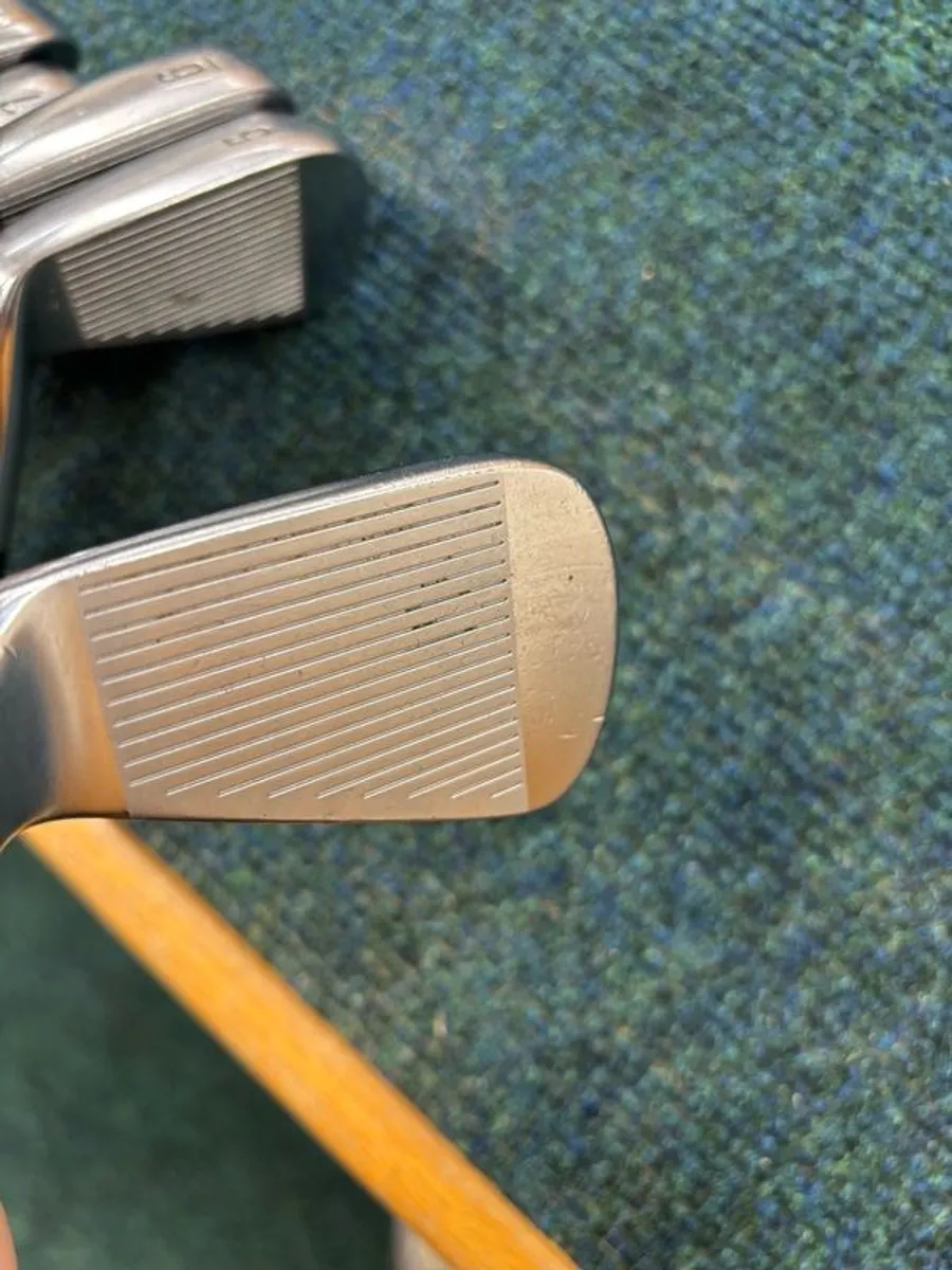 Callaway legacy black irons - Image 4