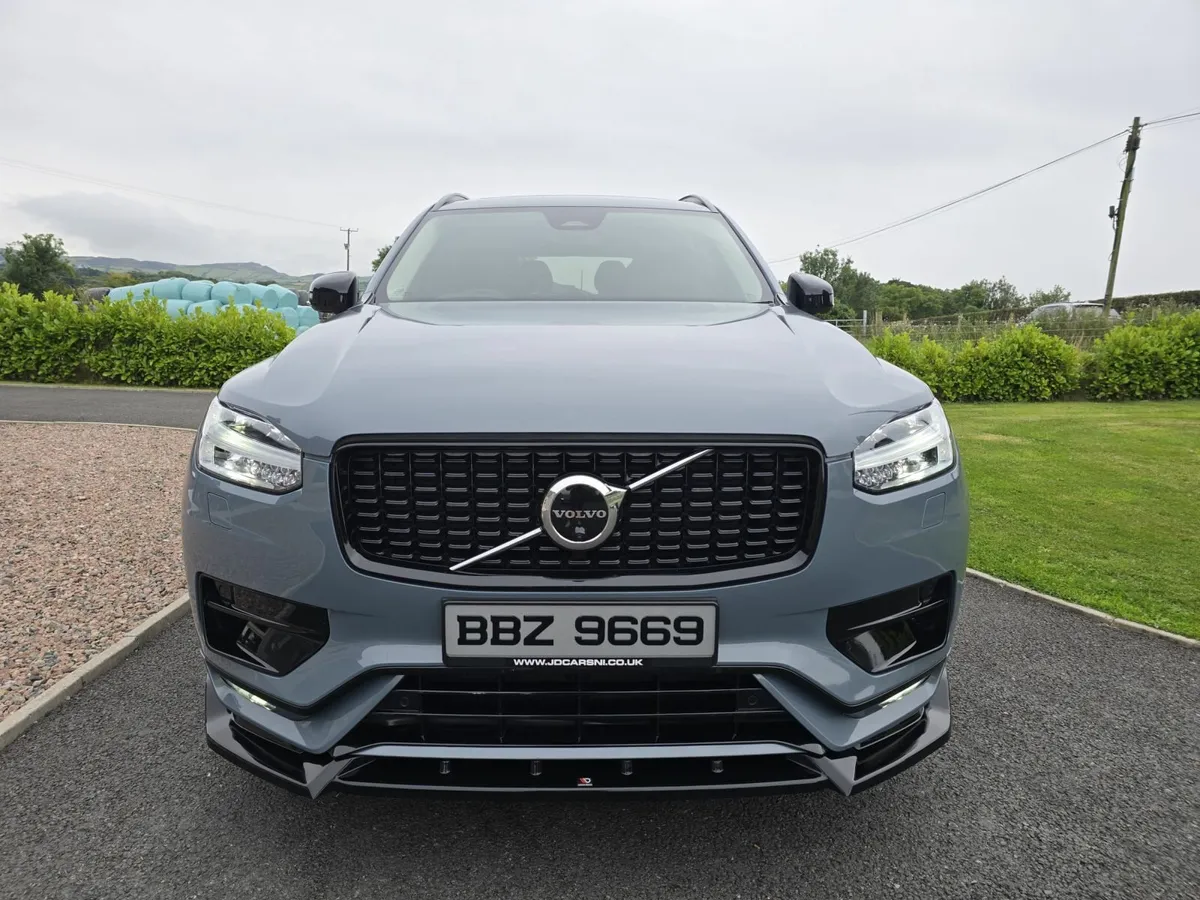 2022 XC90 Plus Dark, Kit & Alloys, N.I CAR - Image 2