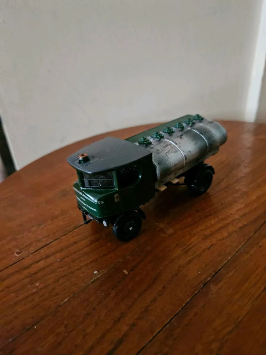 Corgi Steam Tanker Truck 1.50 - Image 1
