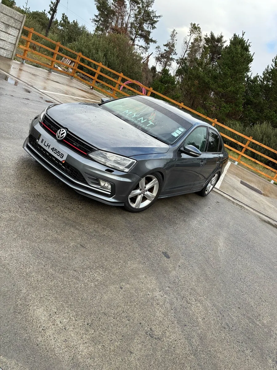 Volkswagen Jetta Mk6 - Image 1
