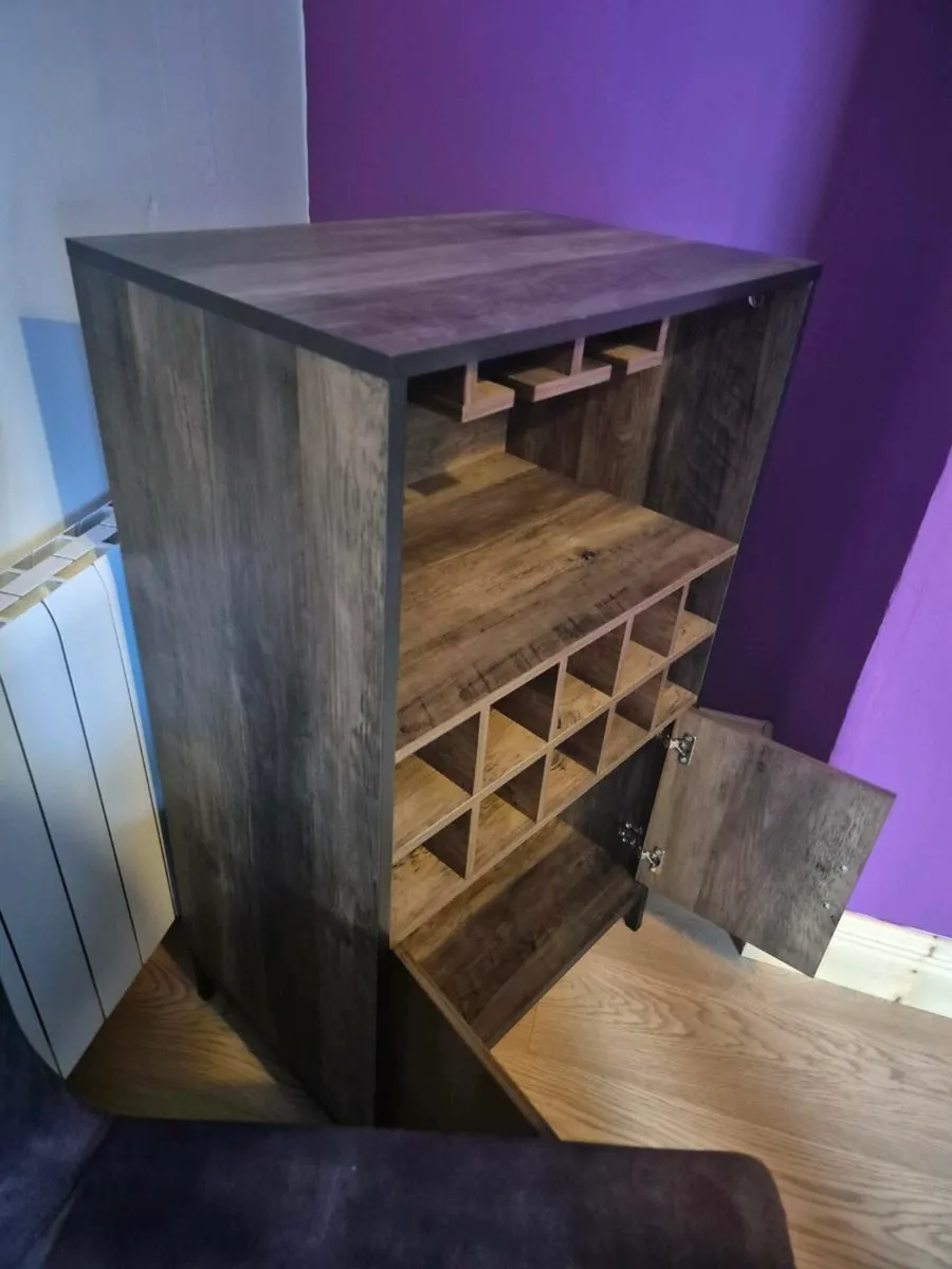Drinks cabinet - Image 2