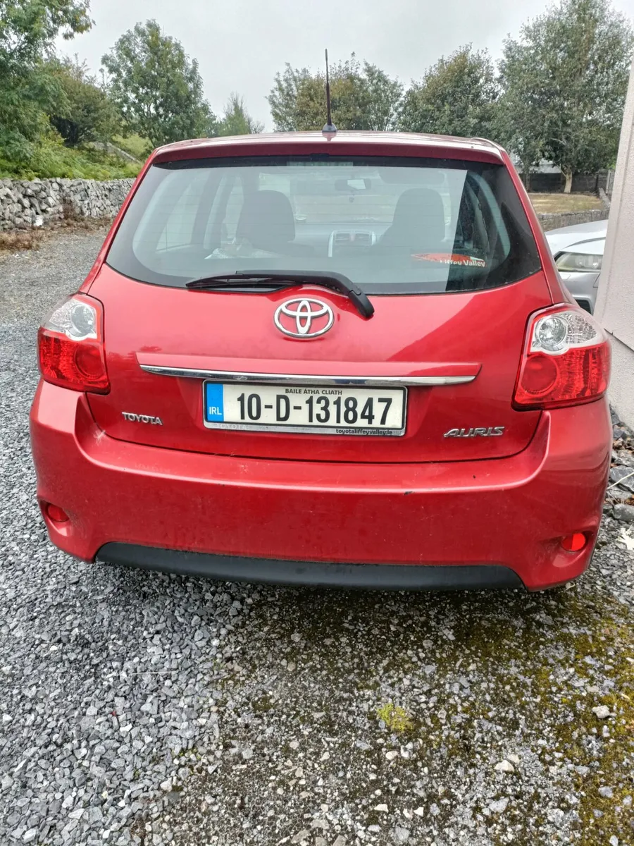 Toyota Auris Needs repair - Image 4