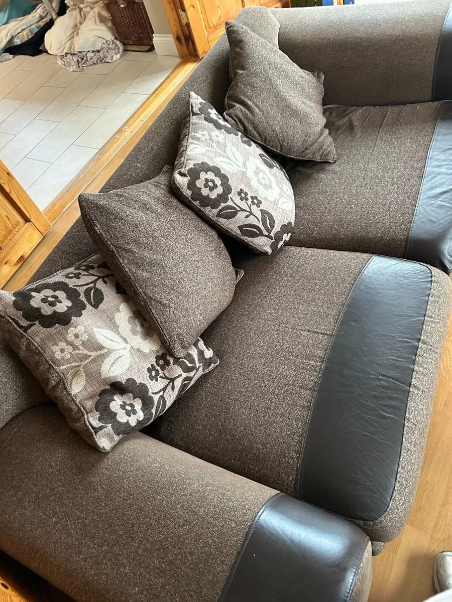 Couch - Image 1