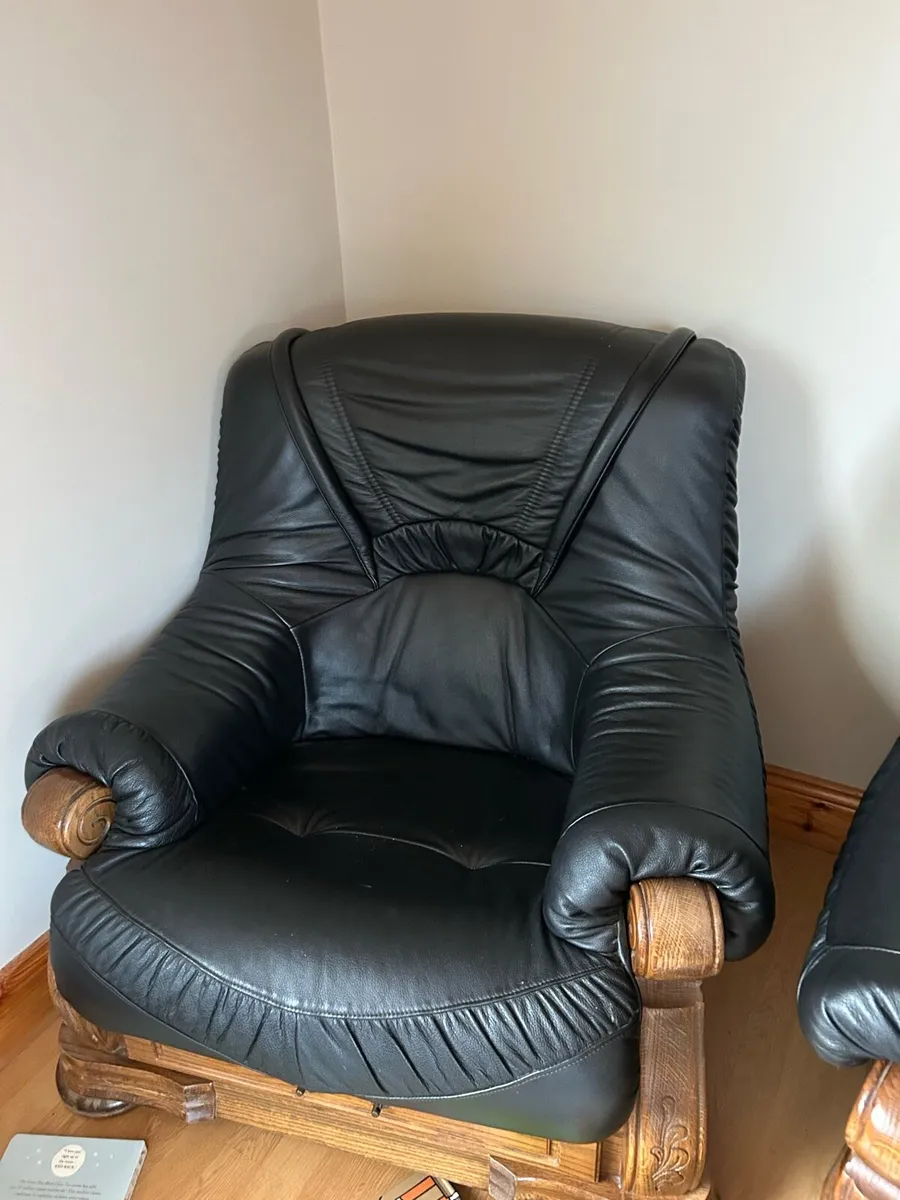 Couch - Image 1