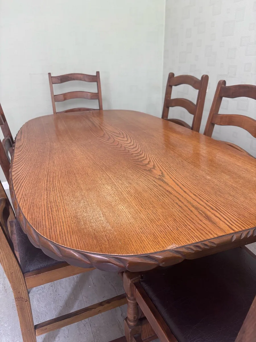 Solid wood table and six chairs - Image 2