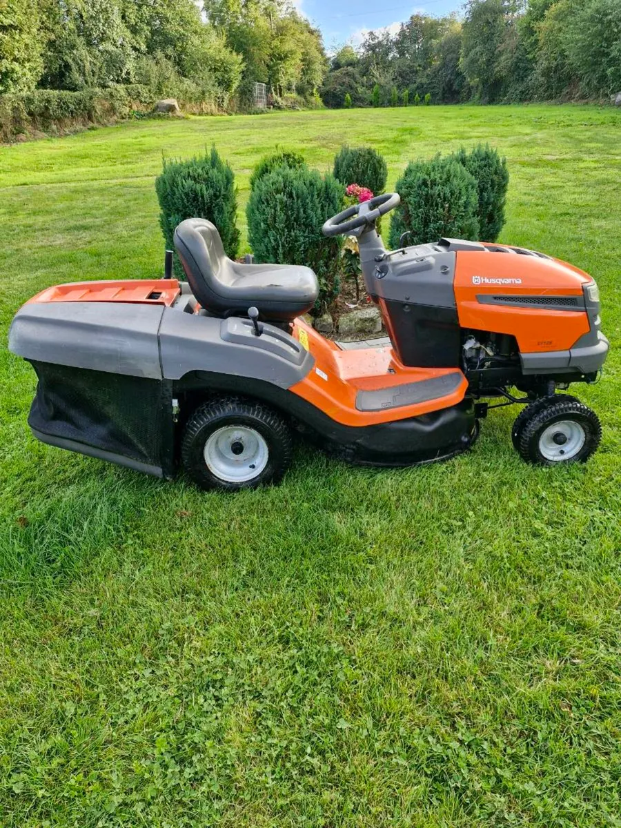 Husqvarna Ride on  Lawnmower CT126 - Image 1