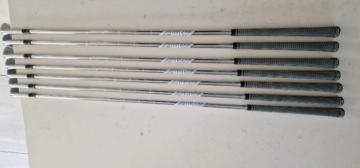 Mizuno JPX forged irons - Image 2