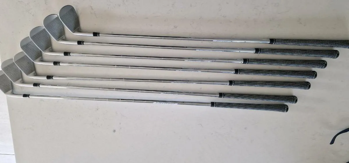 Mizuno JPX forged irons - Image 4