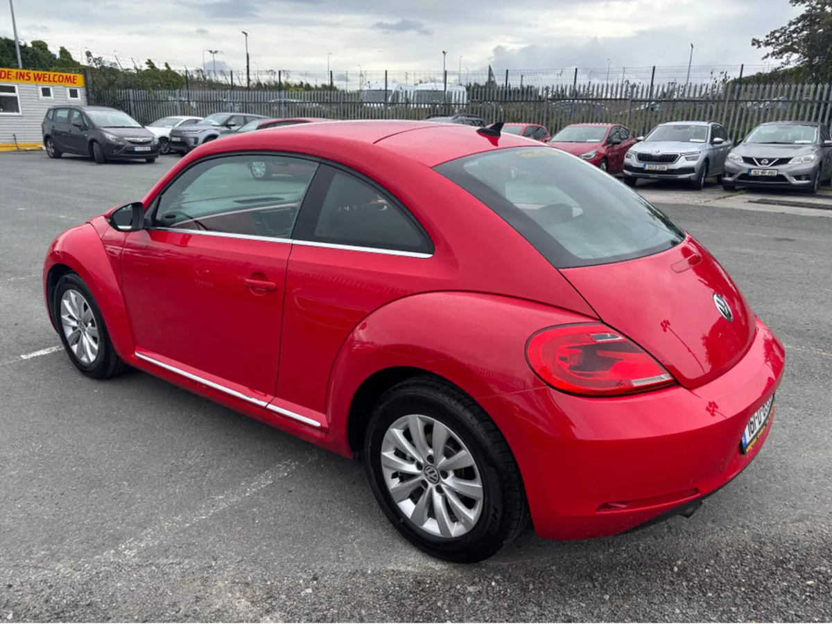 Volkswagen Beetle 1.2 TSI DSG AUTO only 84000 kms - Image 2