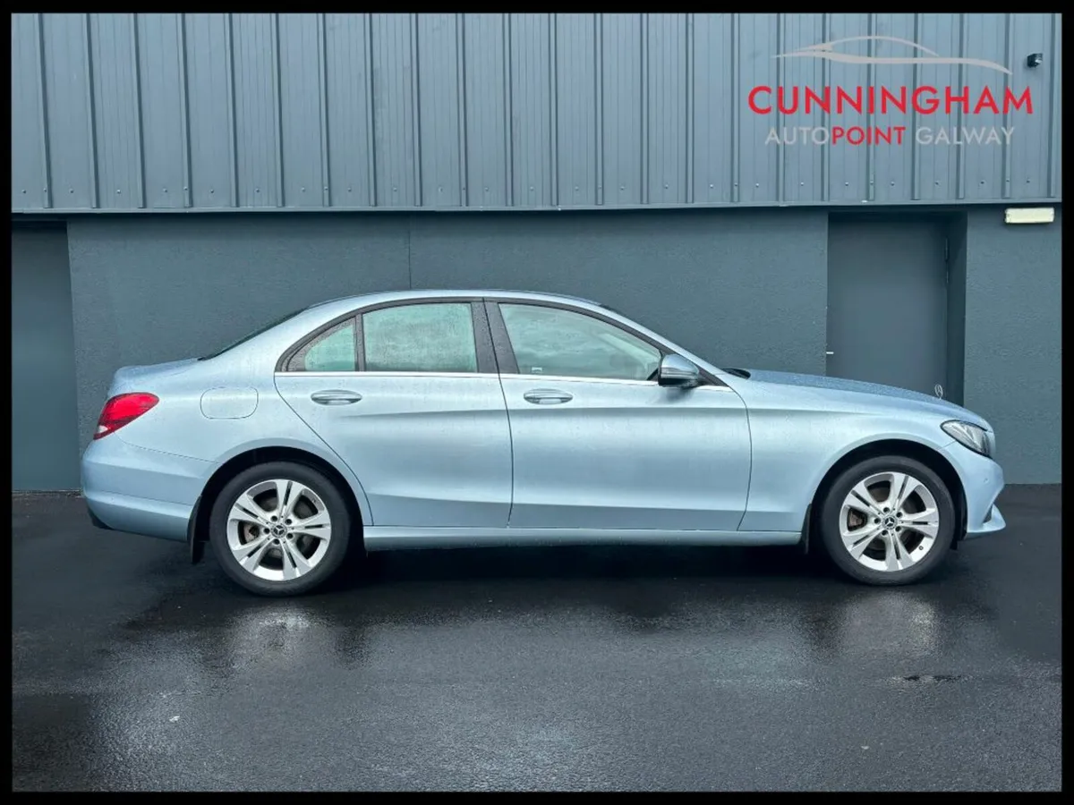 Mercedes-Benz C-Class C220d SE Executive Edition A - Image 3