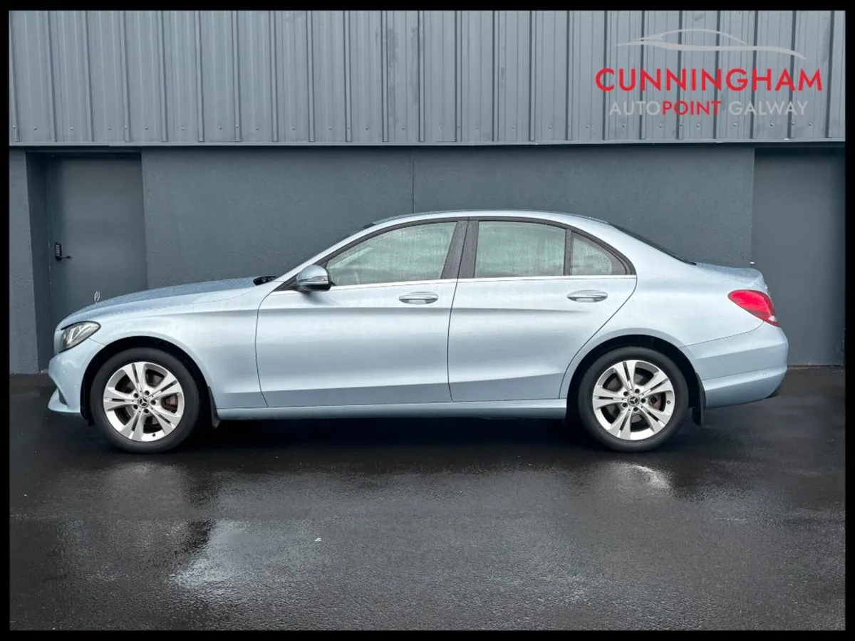 Mercedes-Benz C-Class C220d SE Executive Edition A - Image 4