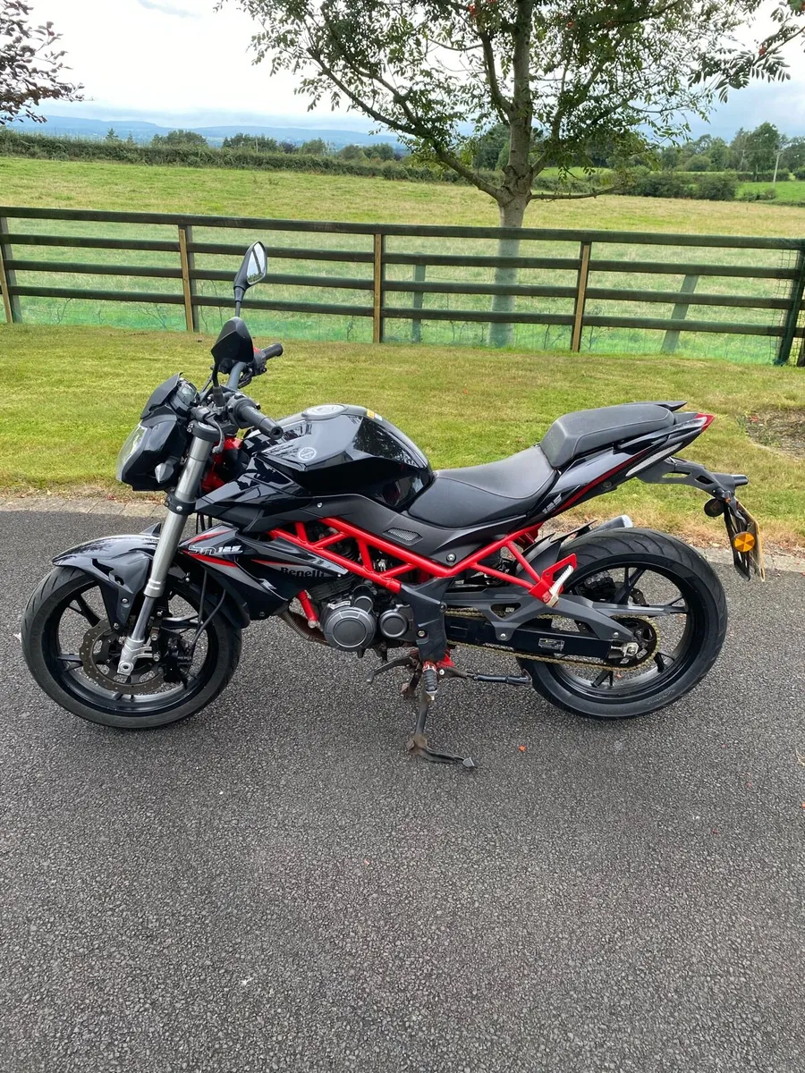 Motorcycle - Image 4