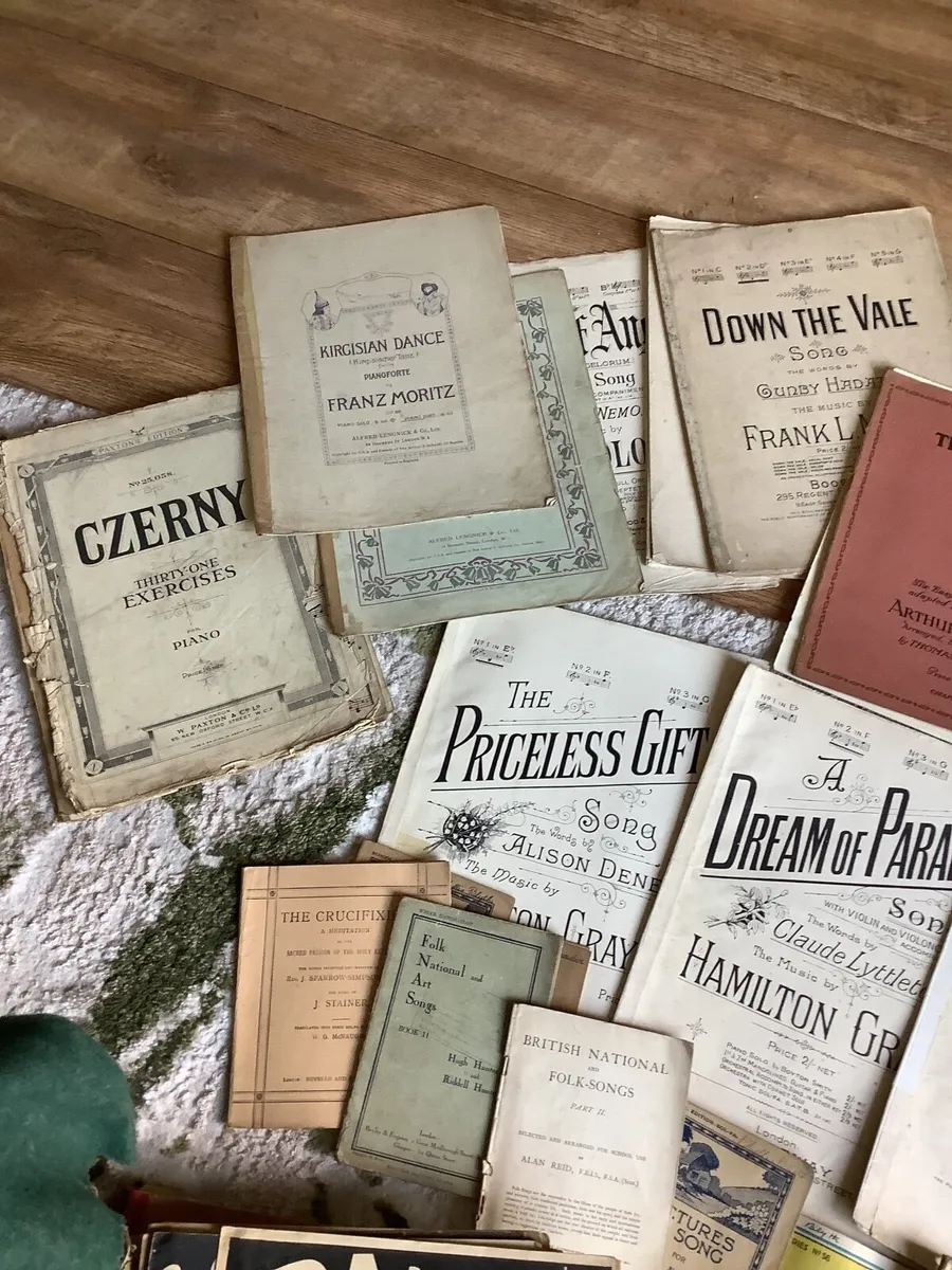 Vintage music scores 50plus - Image 1