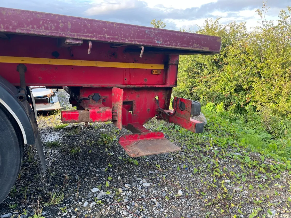 SDC 40 ft flat moffet brackets - Image 4