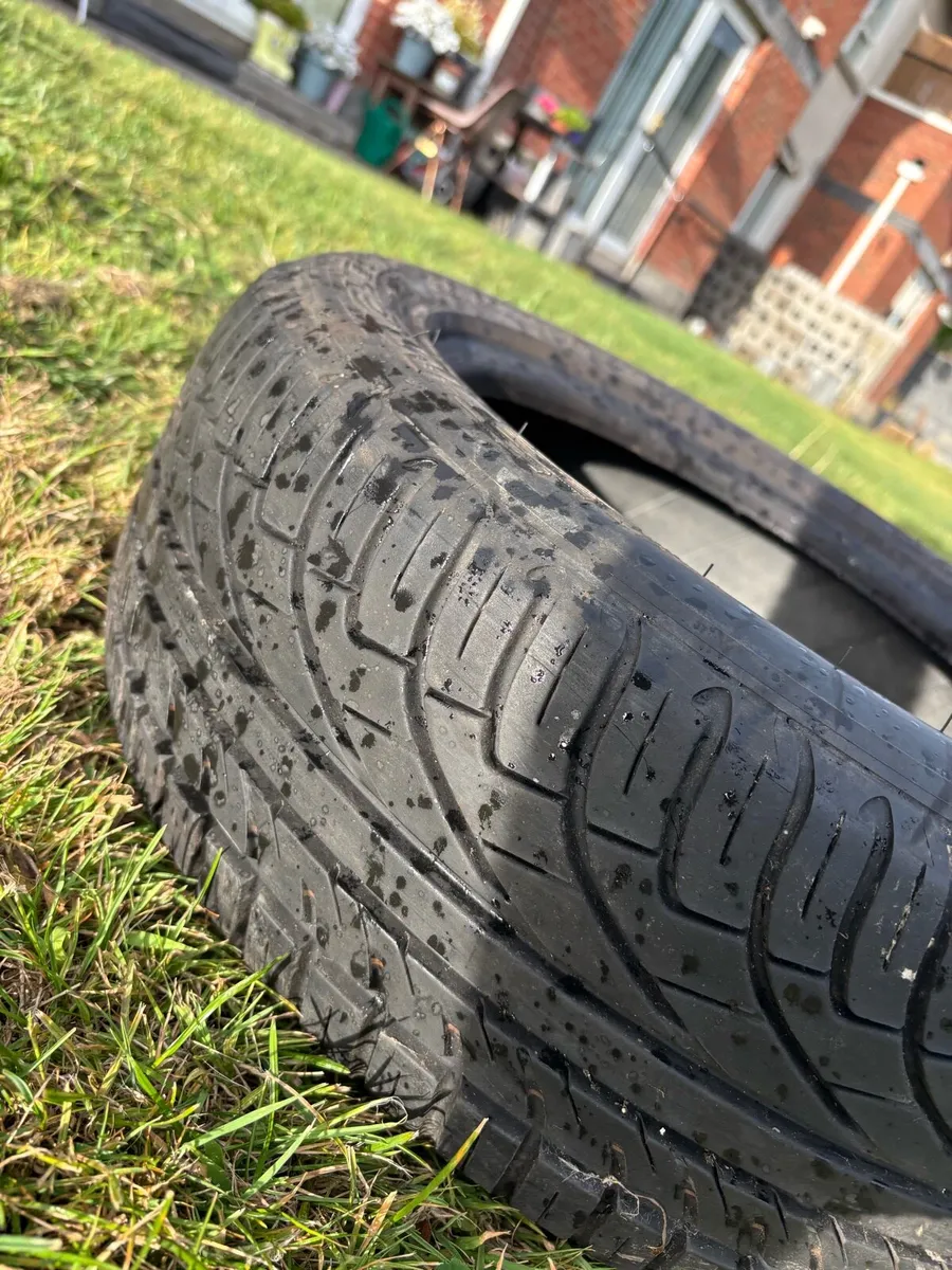 Michelin tyre - Image 3