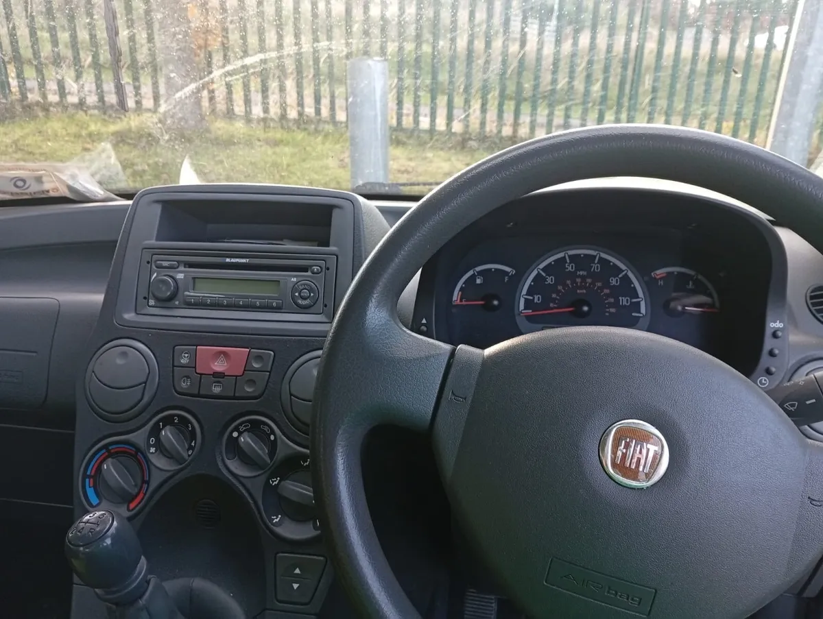 Fiat Panda 2010 - Image 2