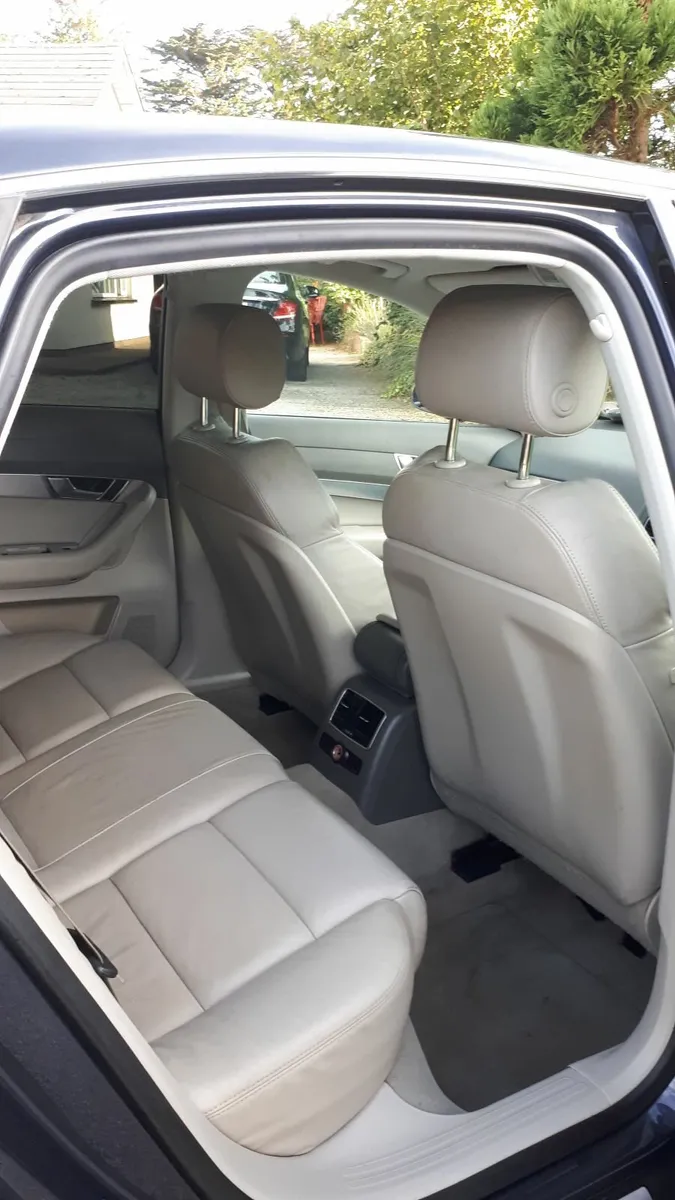 Audi A6 2009 TDI Automatic - Image 3