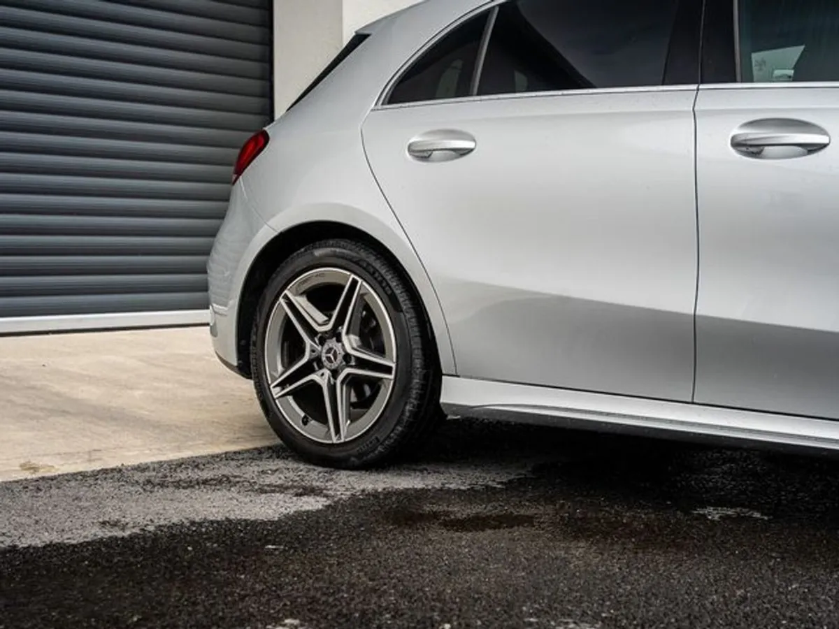 Mercedes-Benz A-Class A 180 D AMG Line Executive - Image 4