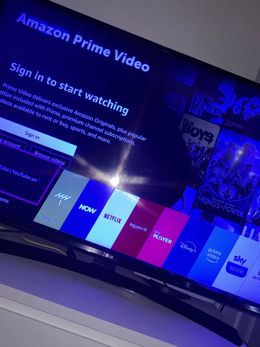 LG Smart TV 43” - Image 3