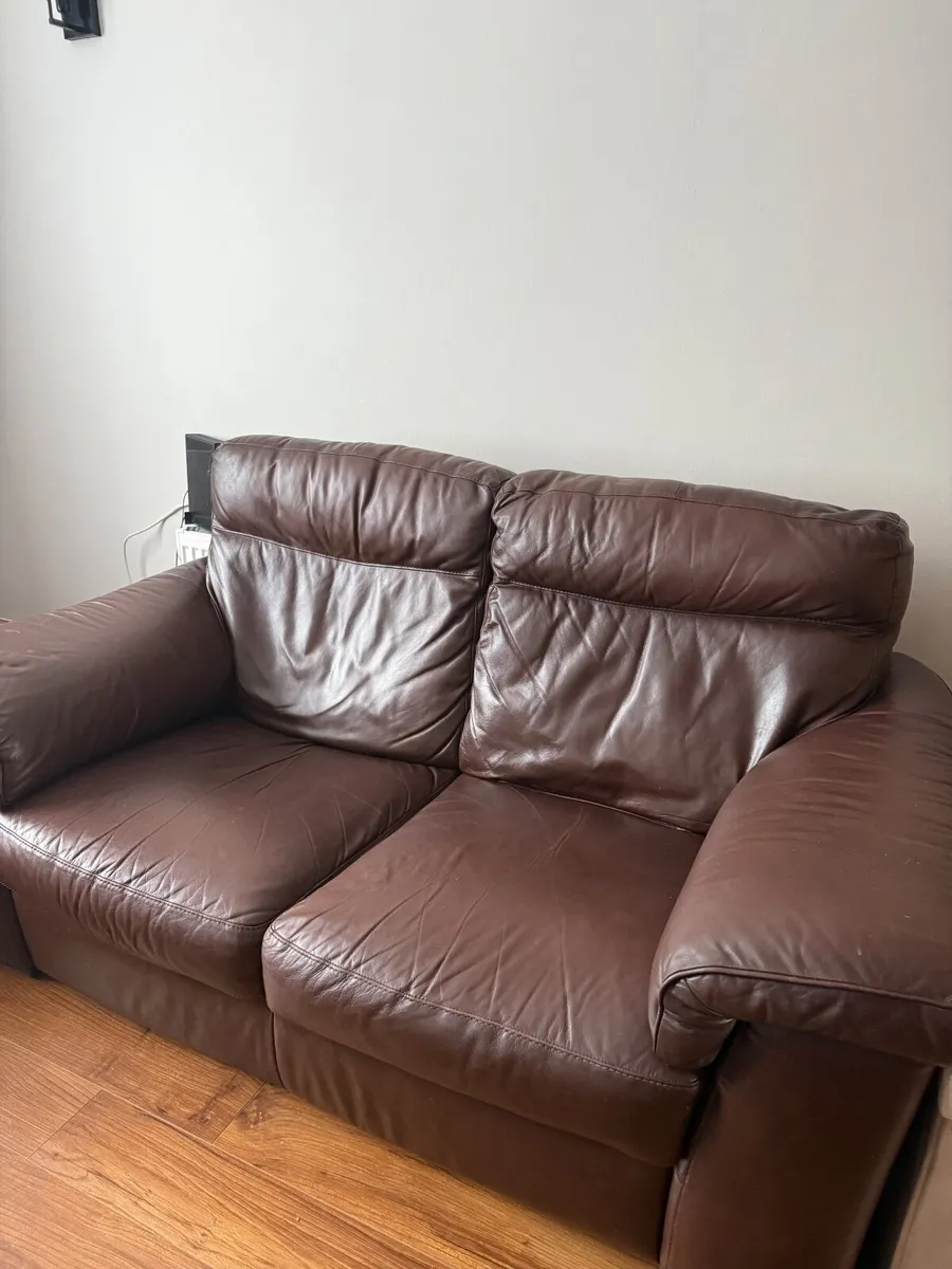 Sofa suite - Image 1