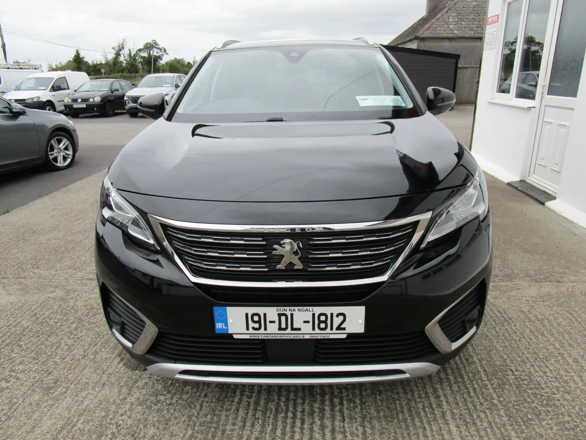 Peugeot 5008 2019 - Image 2