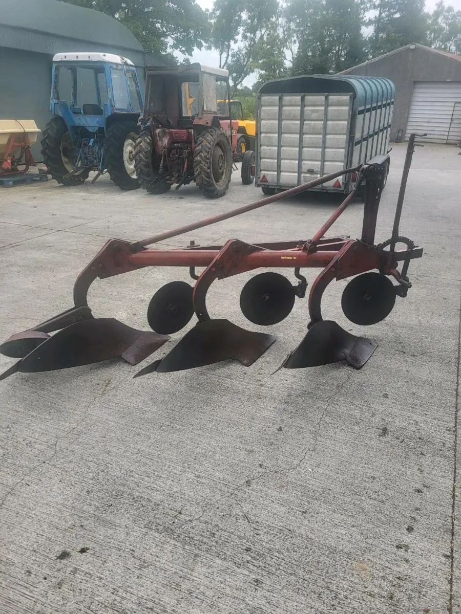 Kverneland plough - Image 3