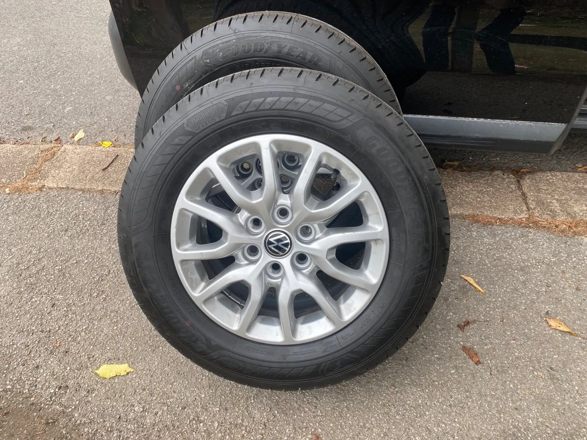 VW Transporter 2025 model alloys - Image 1