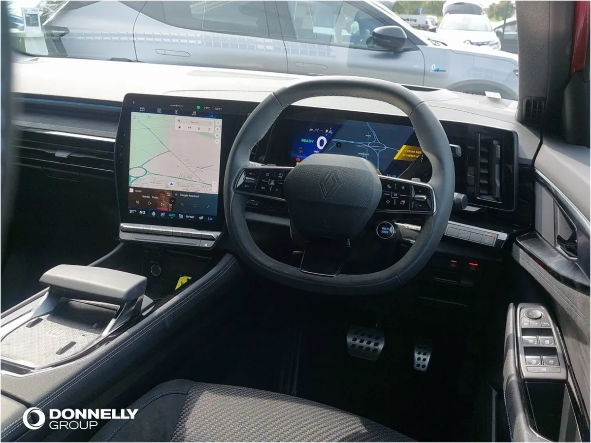 Renault Austral Estate Techno Esprit Alpine - Image 4