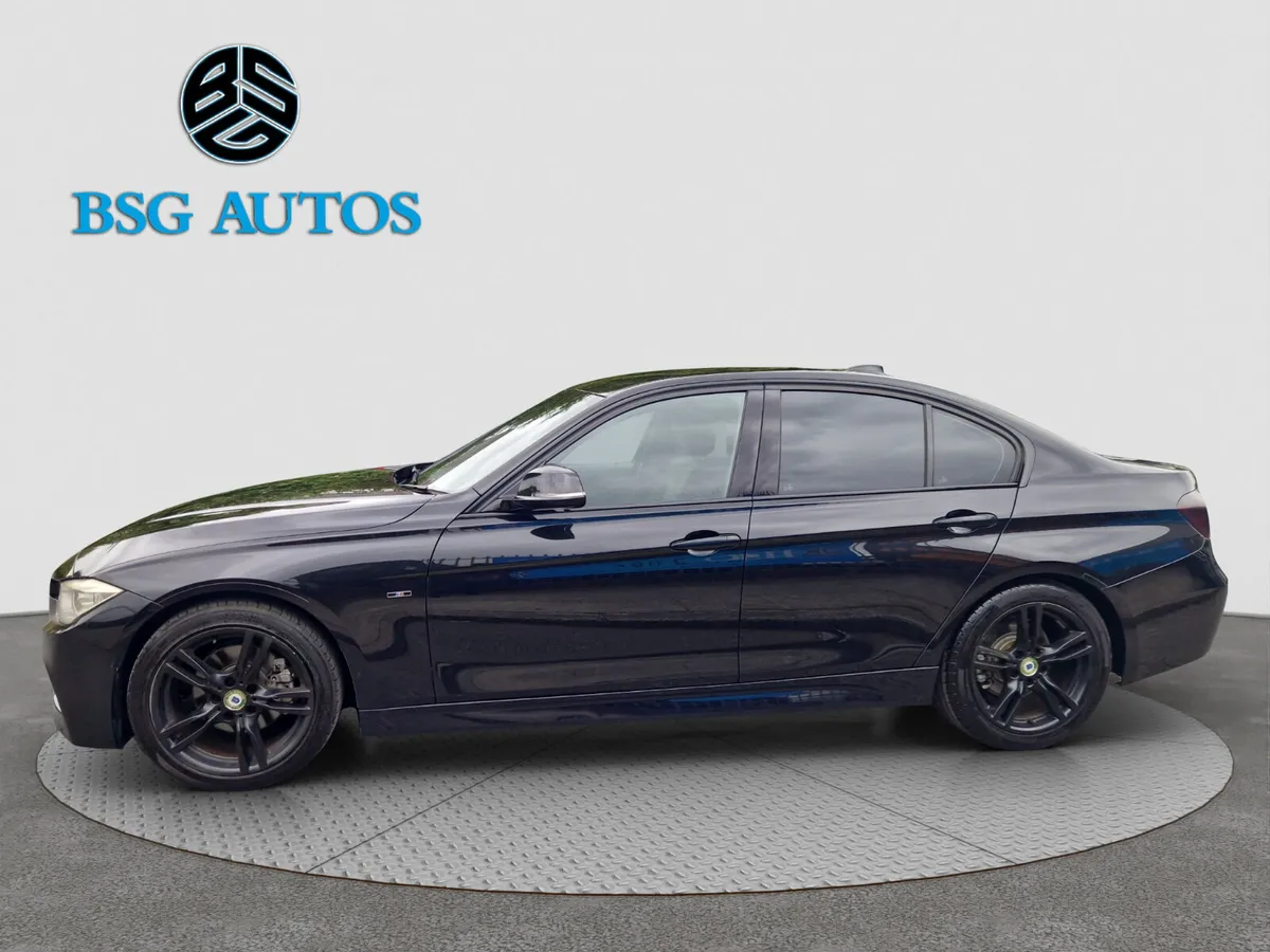 2014 BMW  320I M-SPORTS 2.0 PETROL AUTOMATIC - Image 4