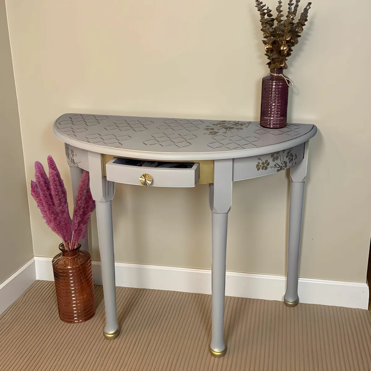 Versailles Elegant Half-Moon Console Table - Image 4