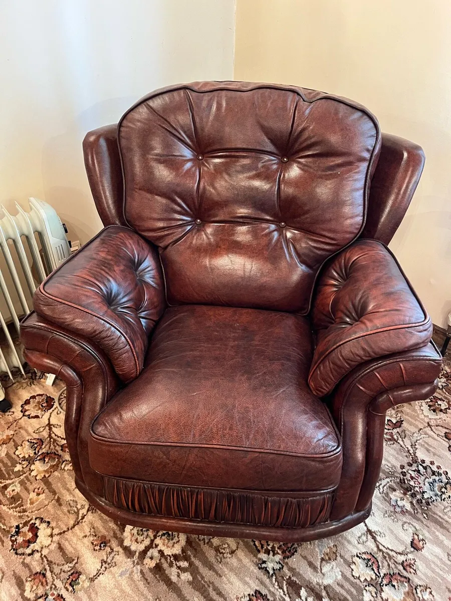 3 seater 1 and 1 - Image 4