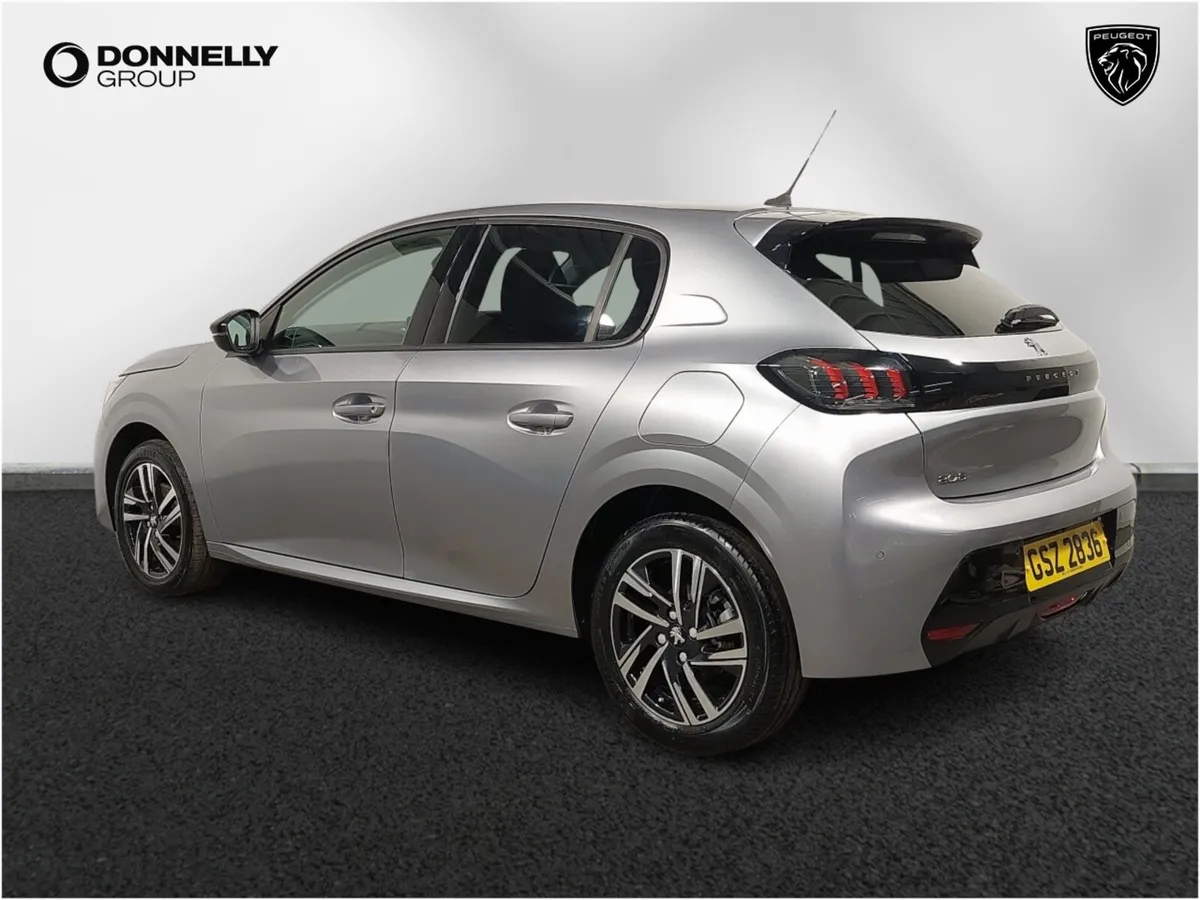 Peugeot 208 Diesel Hatchback Allure Premium - Image 2