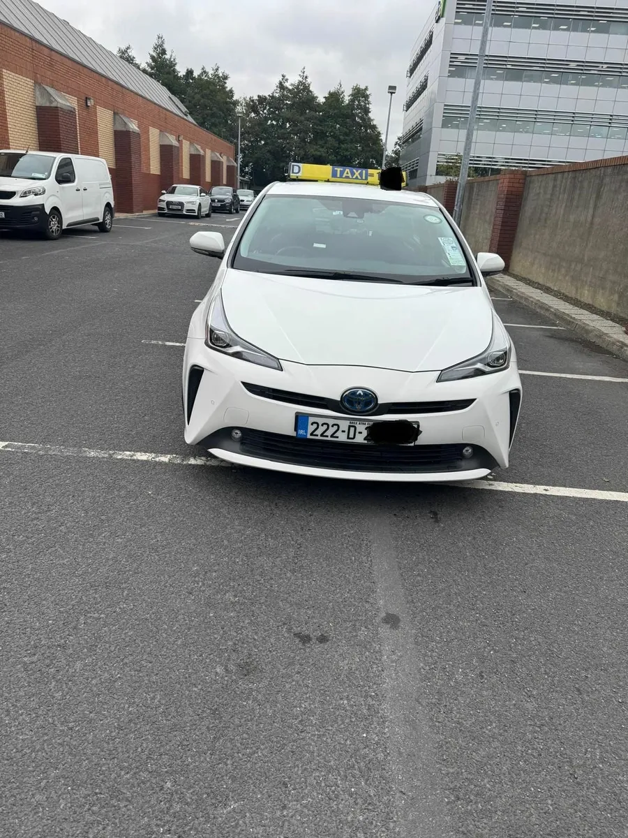 Toyota Prius 2022 - Image 4