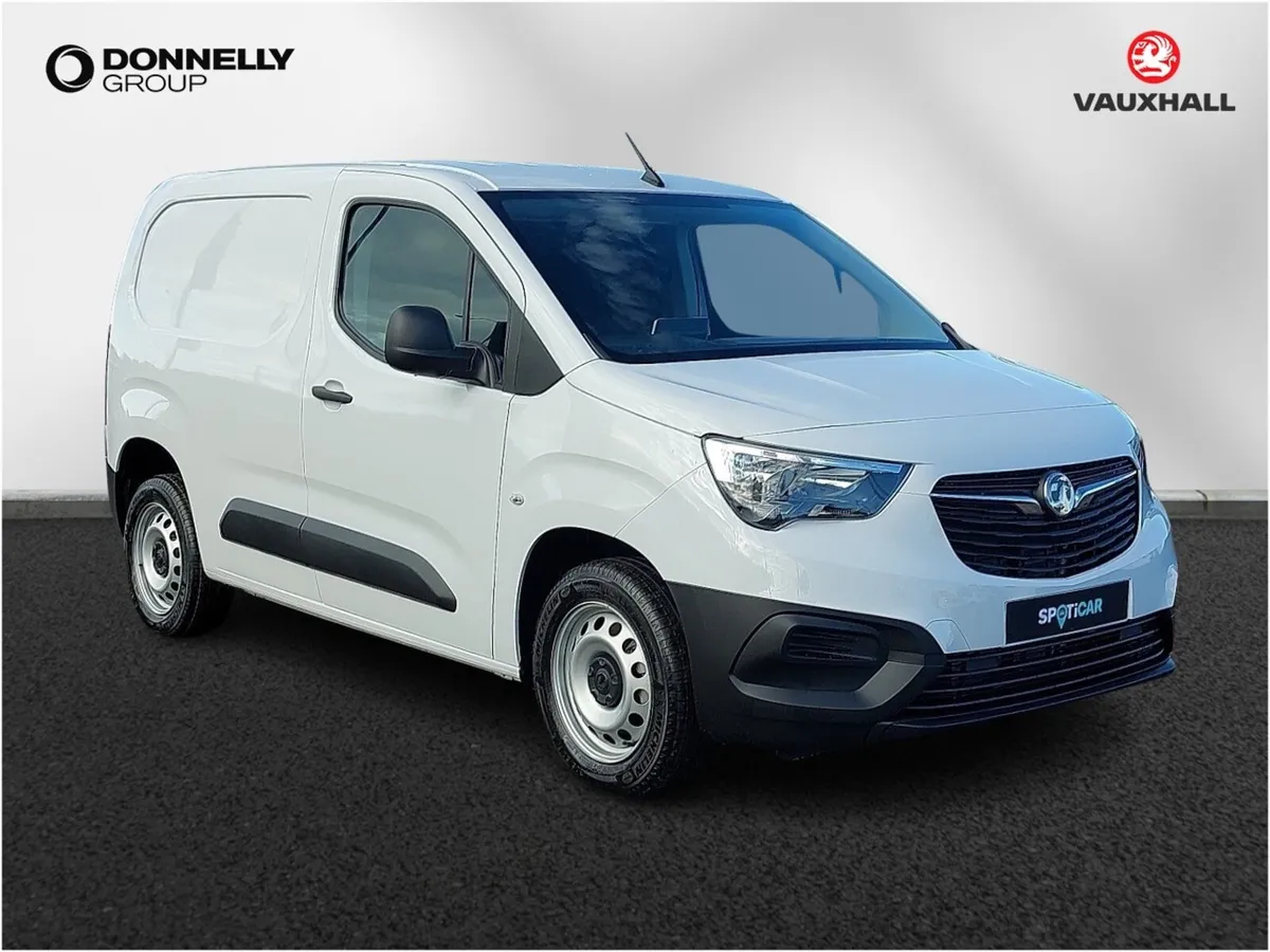 Vauxhall Combo Cargo L1 Diesel Dynamic - Image 1