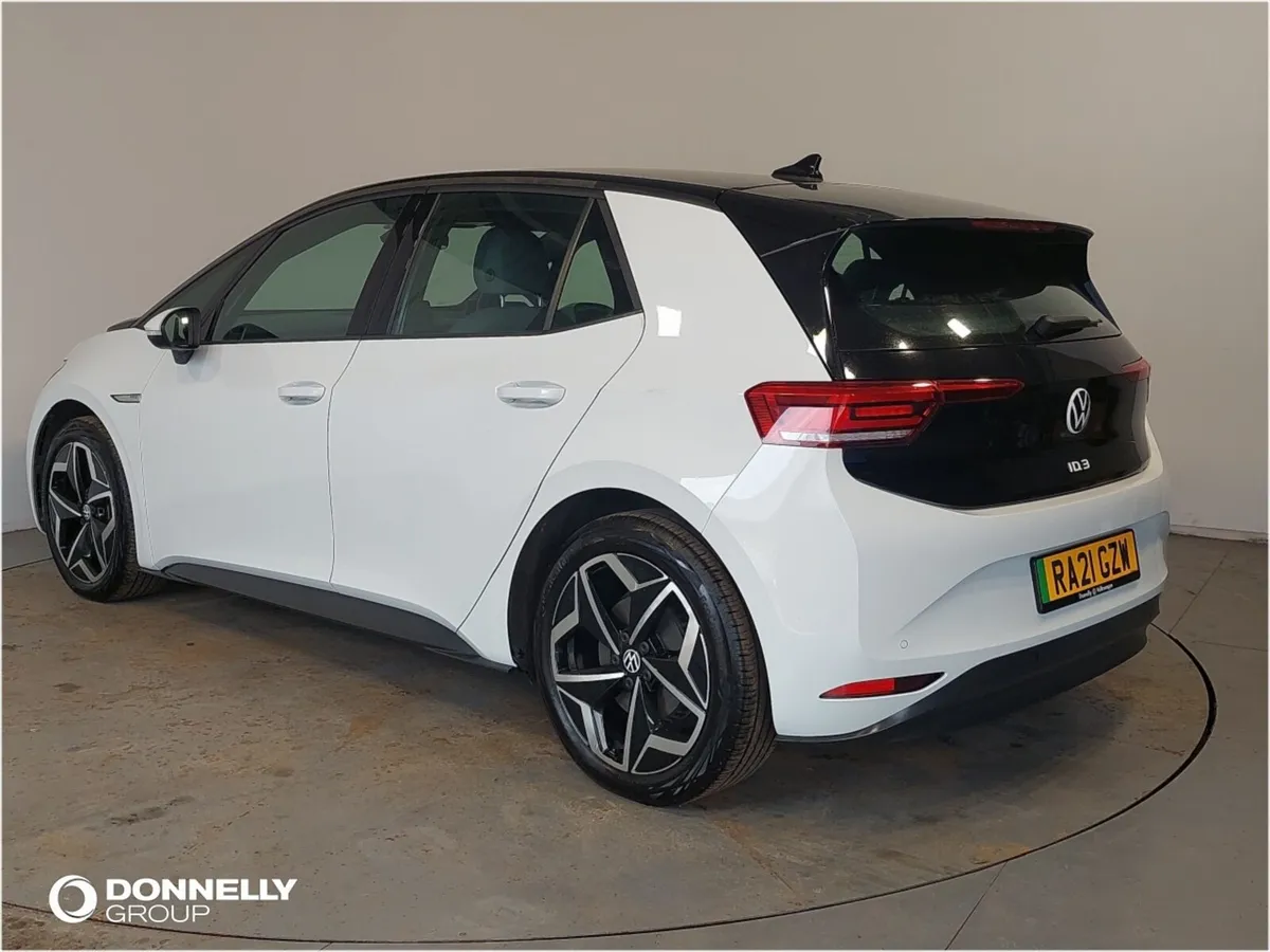 Volkswagen Id.3 Hatchback Life Pro - Image 2