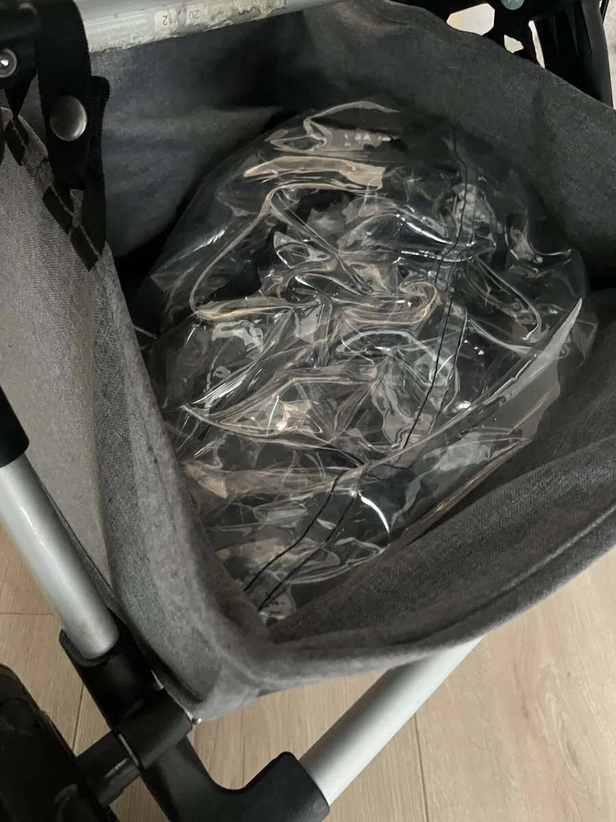 Bugaboo Cameleon - whole set and rain cover - Image 2