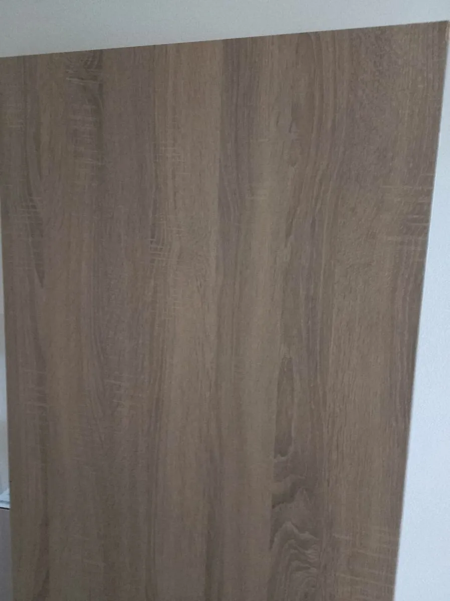Laminate kitchen counter top - Image 1