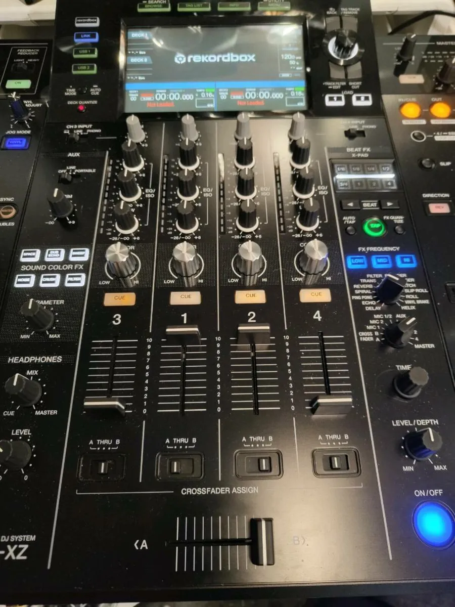 Pioneer XDJ-XZ - Image 3