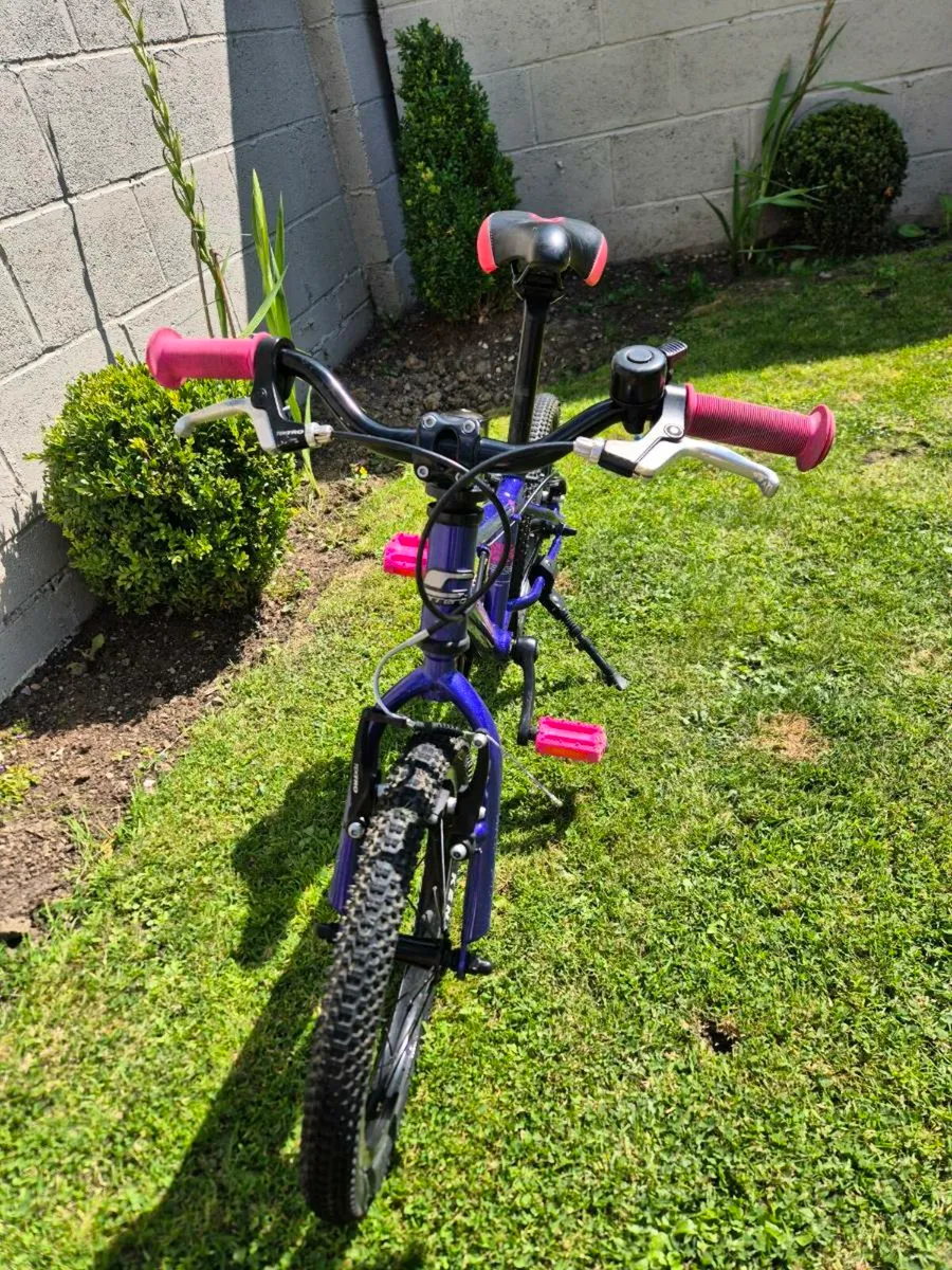 Kids Carrera 16 inch Purple Aluminium Bike - Image 2