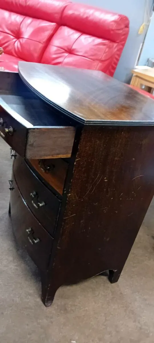 Antique Bow Fronted Small Chest - Image 3