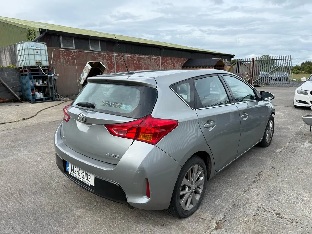 Toyota Auris - Image 1
