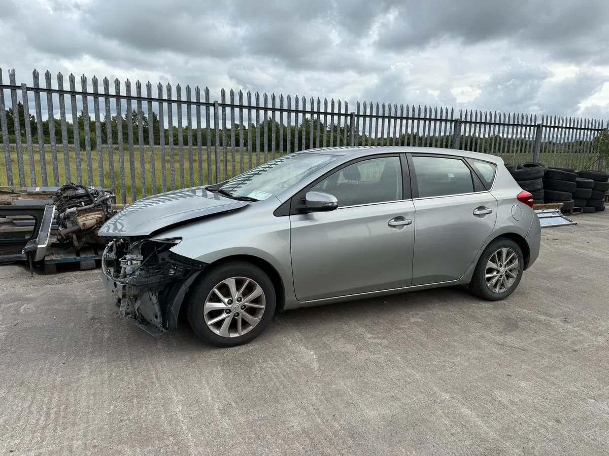 Toyota Auris - Image 3